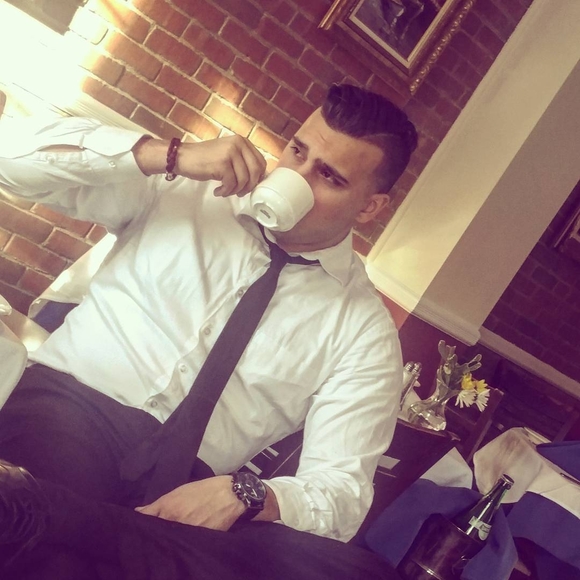 Meet your Posher, Eric - Picture 1 of 1